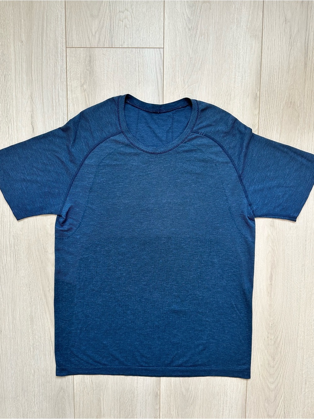 Men's Short Lululemon Shirt - Deep Blue